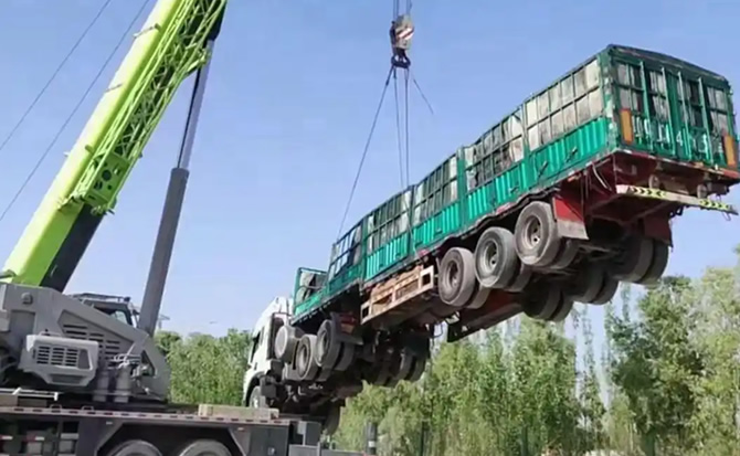 静安区道路脱困救援案例
